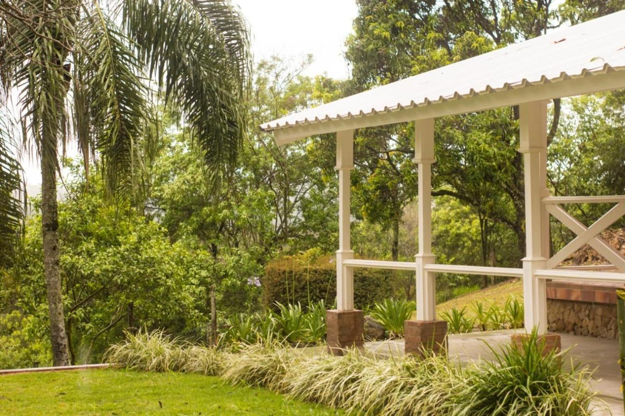 Recanto Da Paz Hotel Fazenda Атибая Номер фото